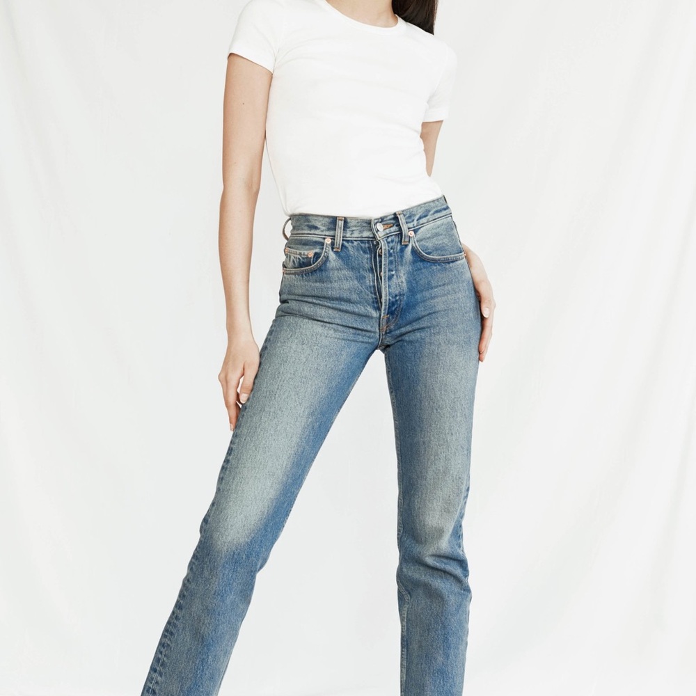 The FEEL studio genuine jeans.  Brand new size 29